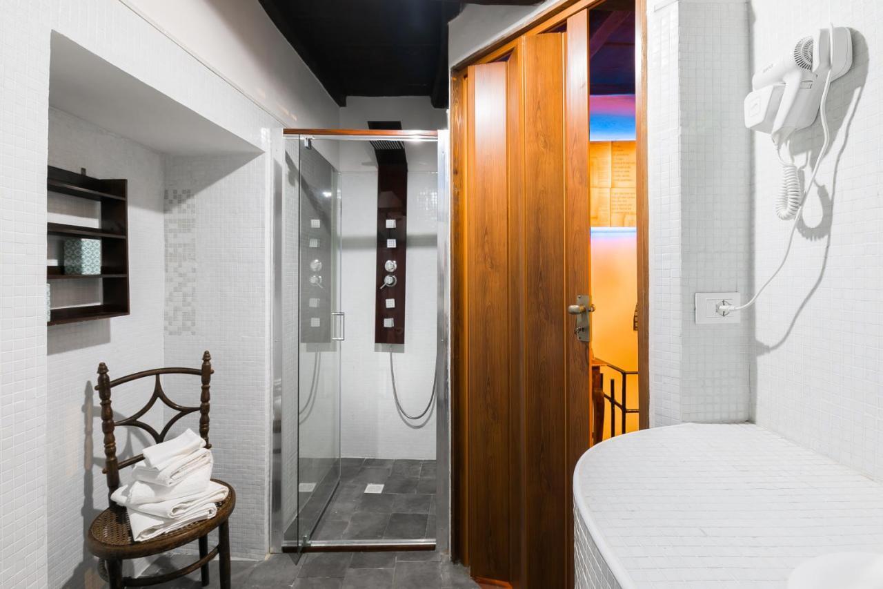 Opera Suites - Le Notti Bianche Calcata Exteriér fotografie